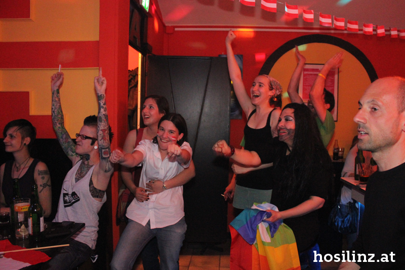 Conchita Wurst rockt Europa! HOSI Linz gratuliert