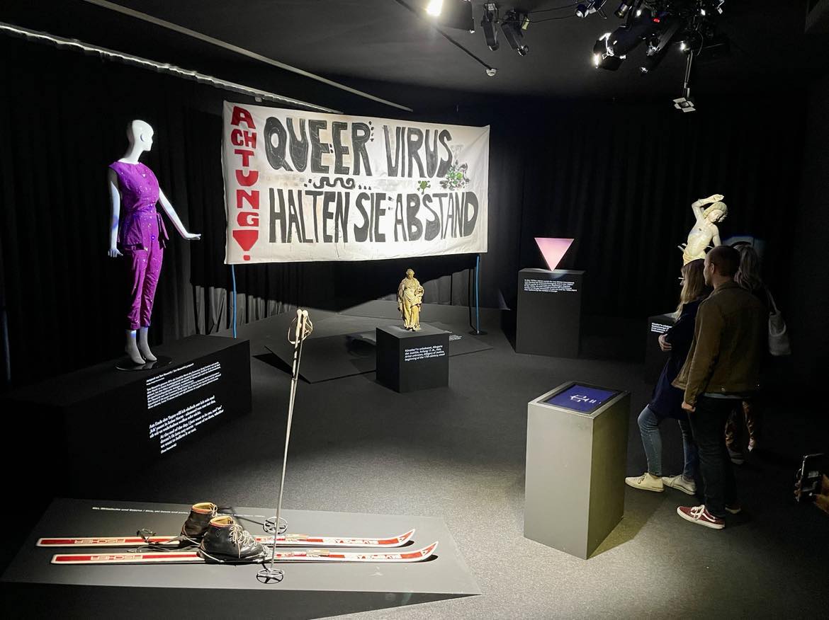queer erlebt – Ausstellung “QUEER”